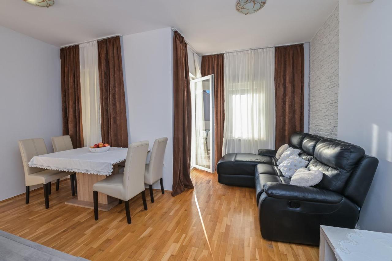 Apartment Center Ana Novalja Exteriér fotografie